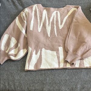Stylish Women's Sweater in Pink and Cream